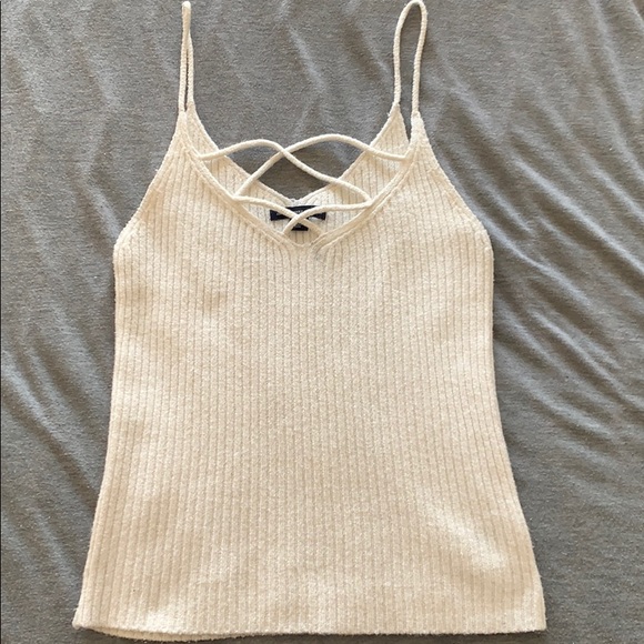 American Eagle Outfitters Tops - Does not fit!